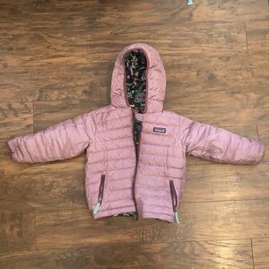 Patagonia down puffer with hood size 4T